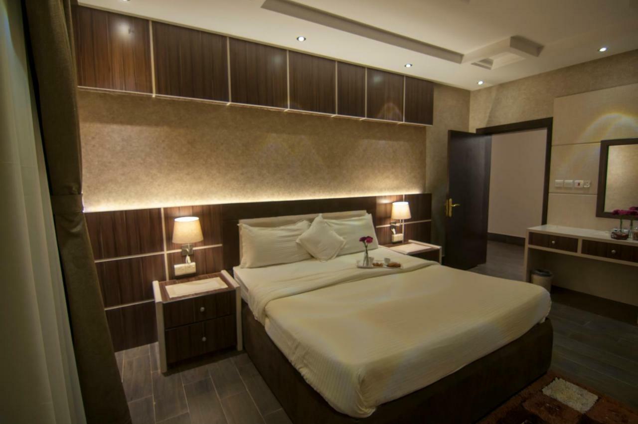 Elite Suites Hotel - Al Muruj Rijád Kültér fotó