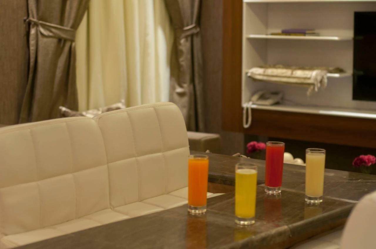 Elite Suites Hotel - Al Muruj Rijád Kültér fotó